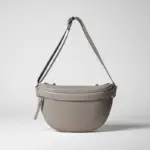 Elegantní dámská ledvinka z kůže